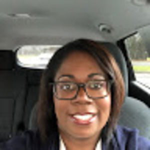 Meet your Posher, Denise